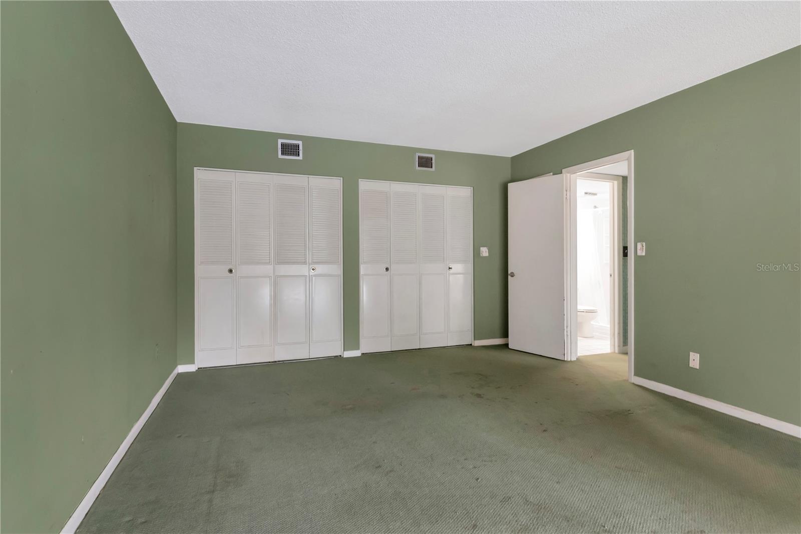 HILLSIDE UNIT 04 - Residential