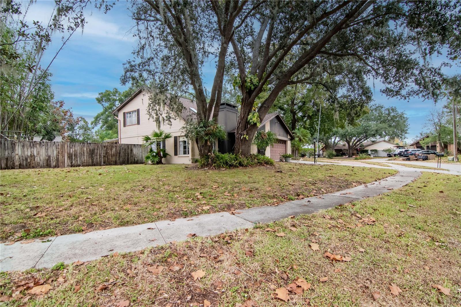 HILLSIDE UNIT 04 - Residential