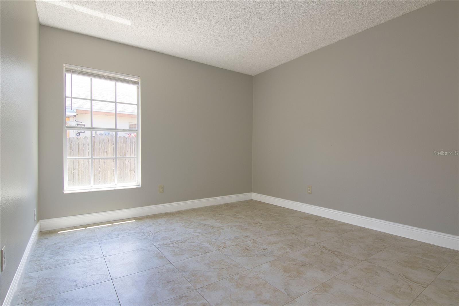 WOOD GLEN PH 02 STRAW RIDGE PD - Residential Lease