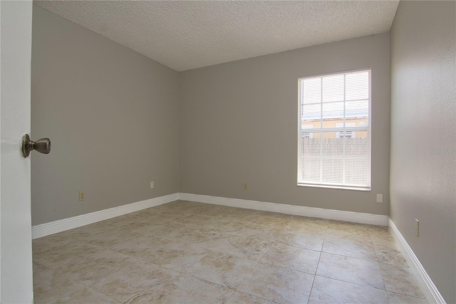 WOOD GLEN PH 02 STRAW RIDGE PD - Residential Lease