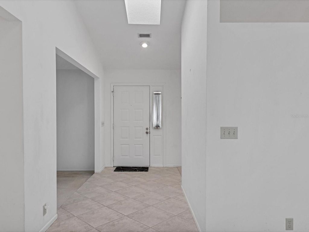 Photo of 4816 79th Avenue Plaza E, Sarasota, FL 34243 (MLS # A4673194)