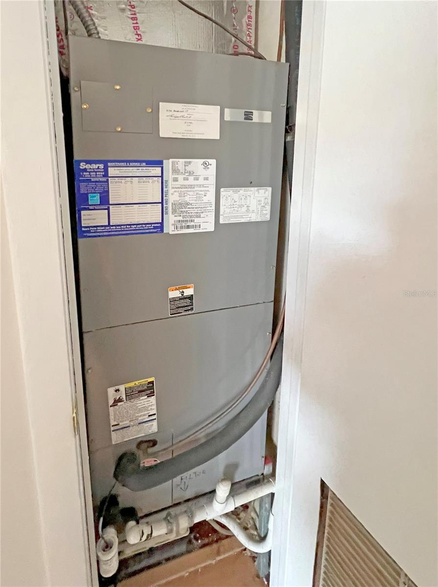 TIMBERLANE SUB UNIT 2 - Residential