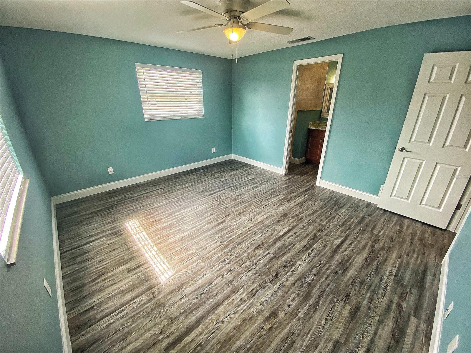 Plaza Shores - Residential