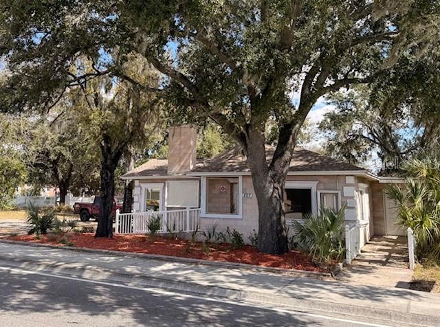 RESUB PIPKINS L N ADD - Commercial Lease