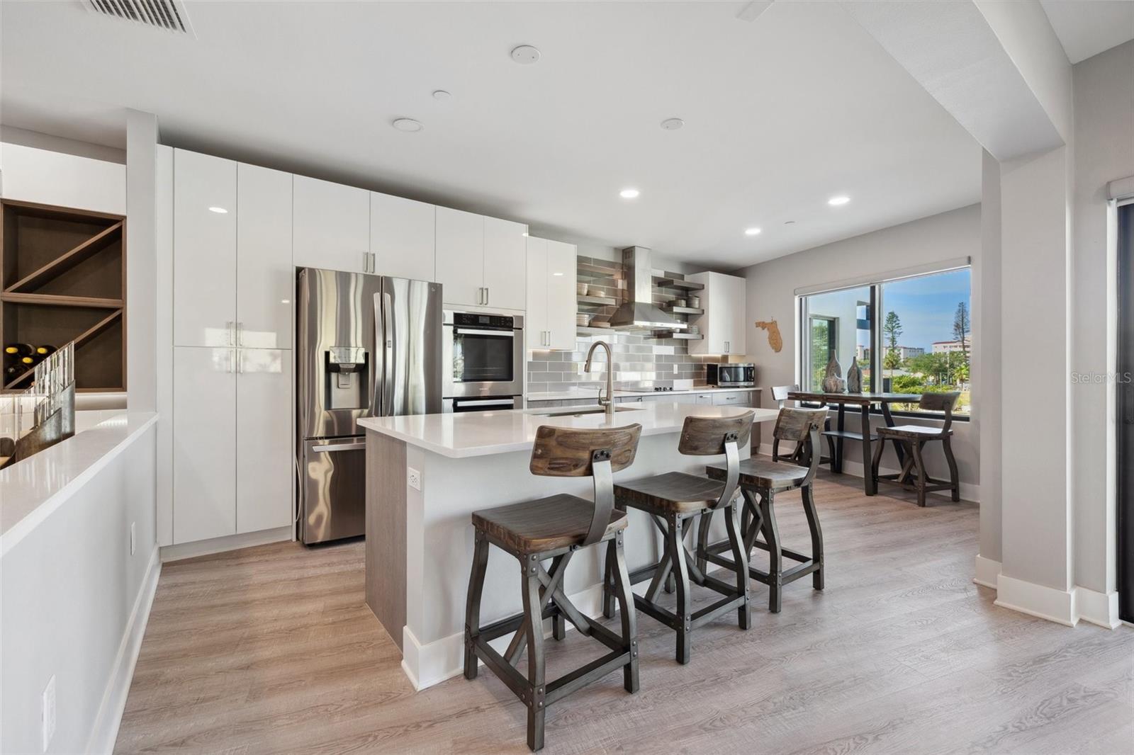 GRIFFITH CAPRI ISLE CONDO - Residential Lease