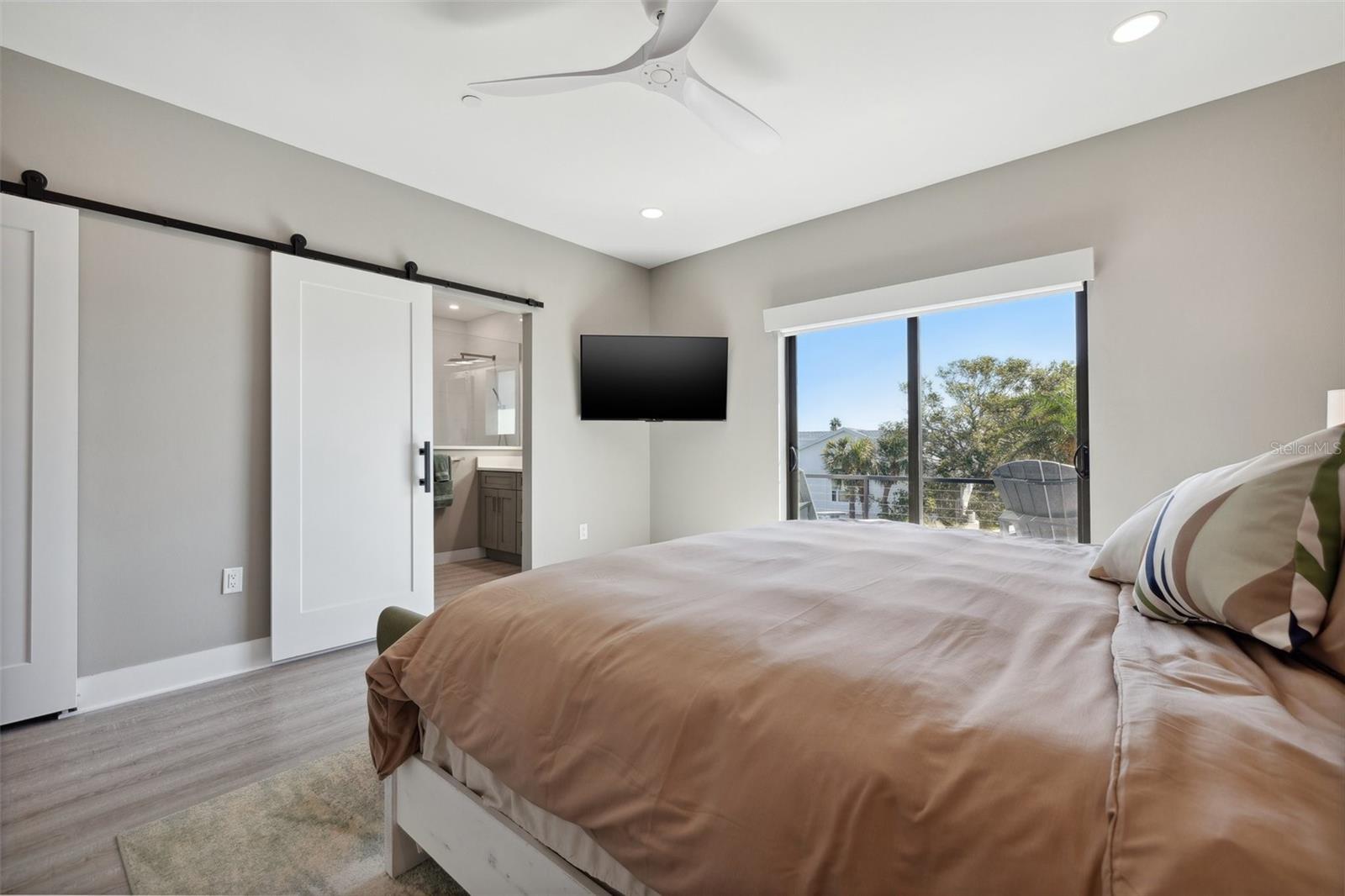 GRIFFITH CAPRI ISLE CONDO - Residential Lease