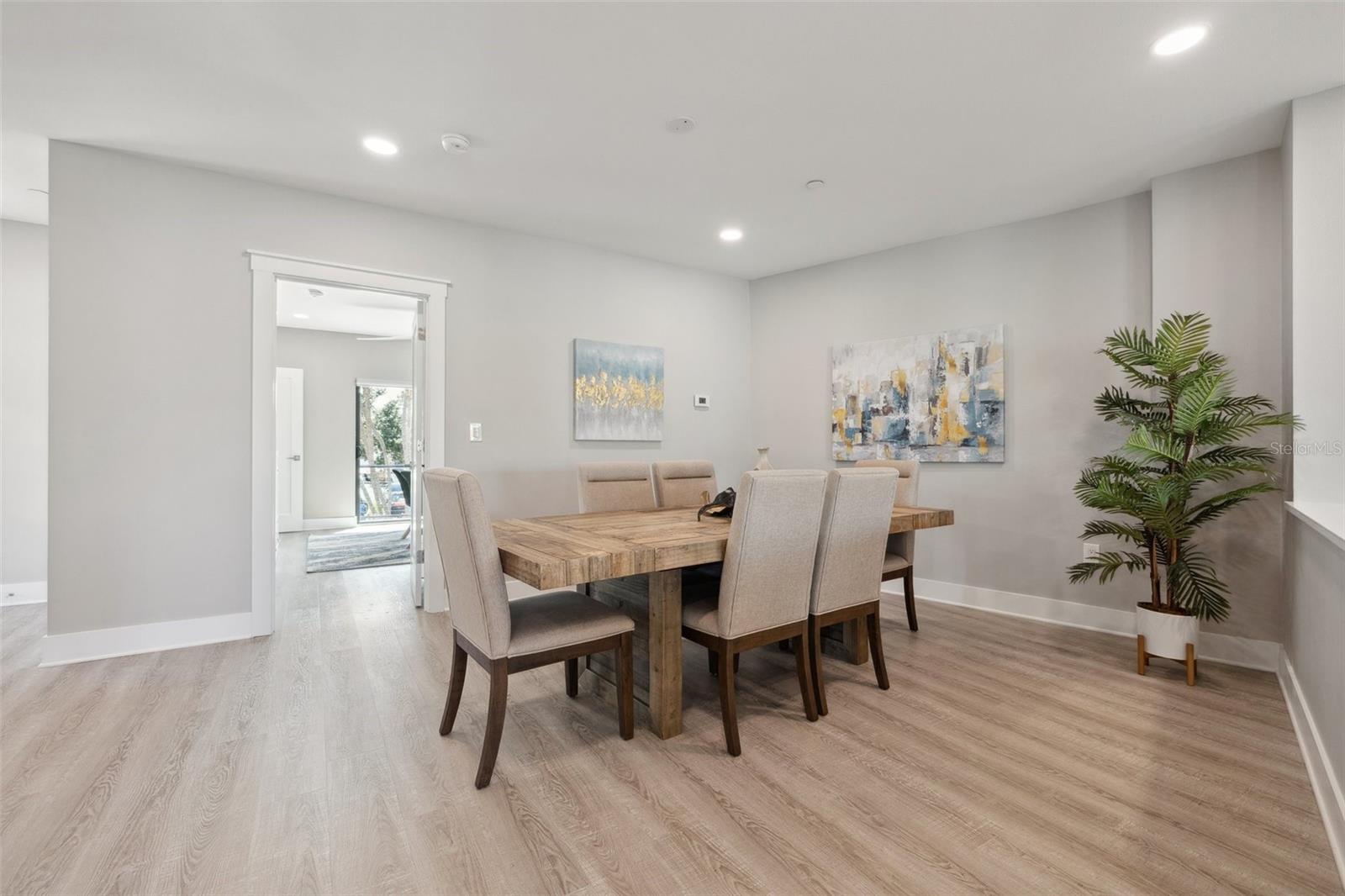 GRIFFITH CAPRI ISLE CONDO - Residential Lease