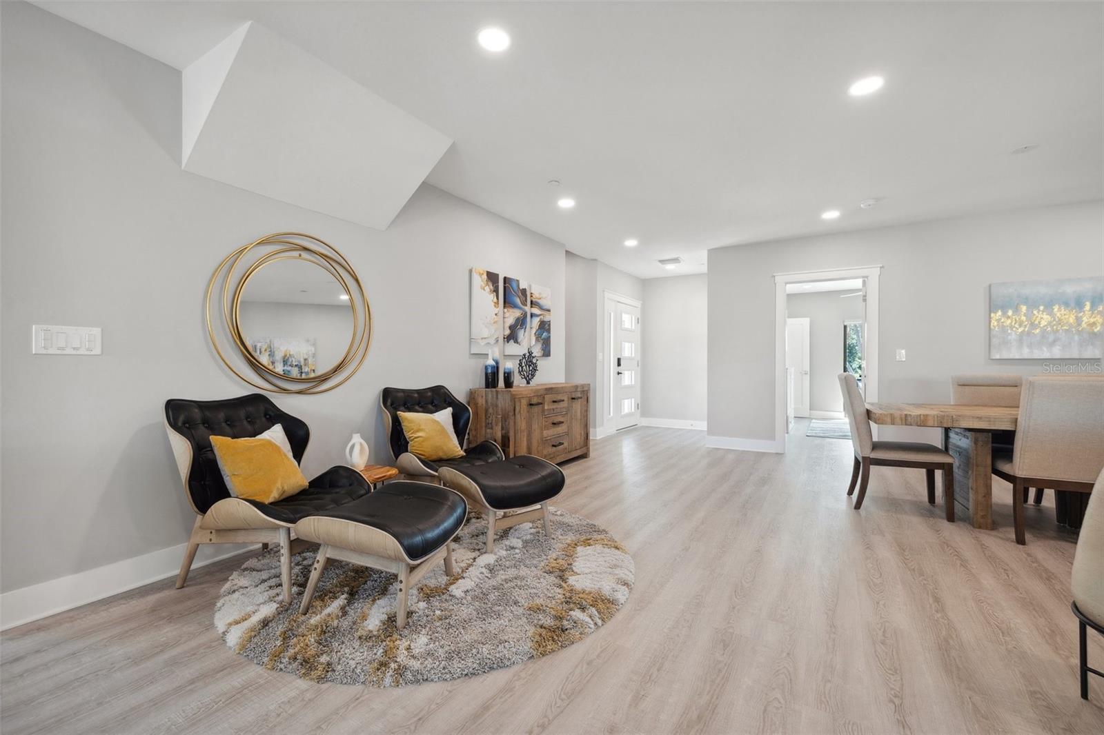 GRIFFITH CAPRI ISLE CONDO - Residential Lease