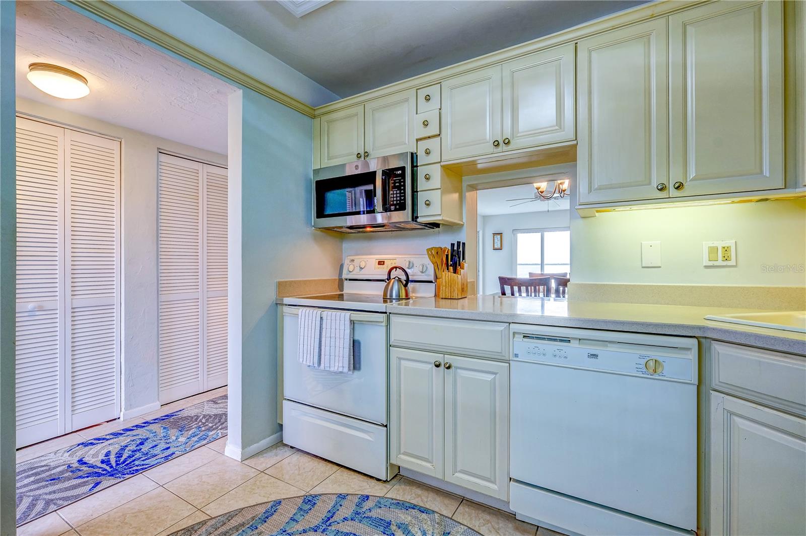 4800 GULF OF MEXICO DRIVE 204