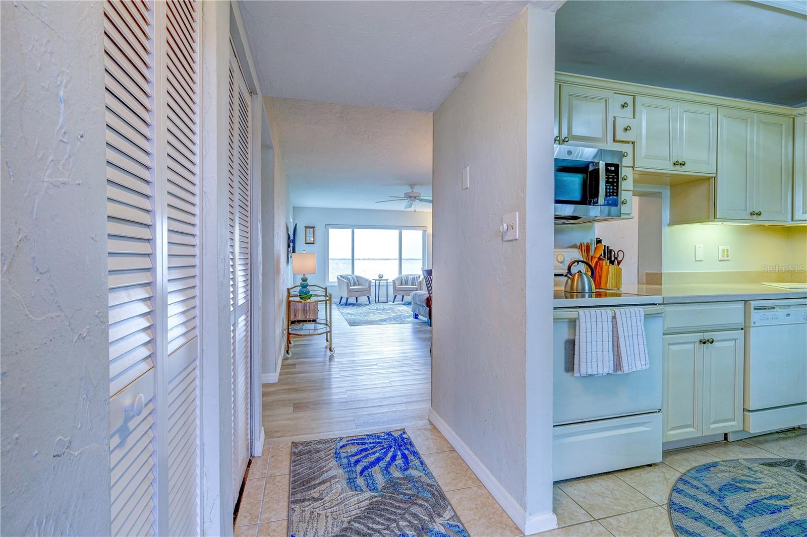 4800 GULF OF MEXICO DRIVE 204