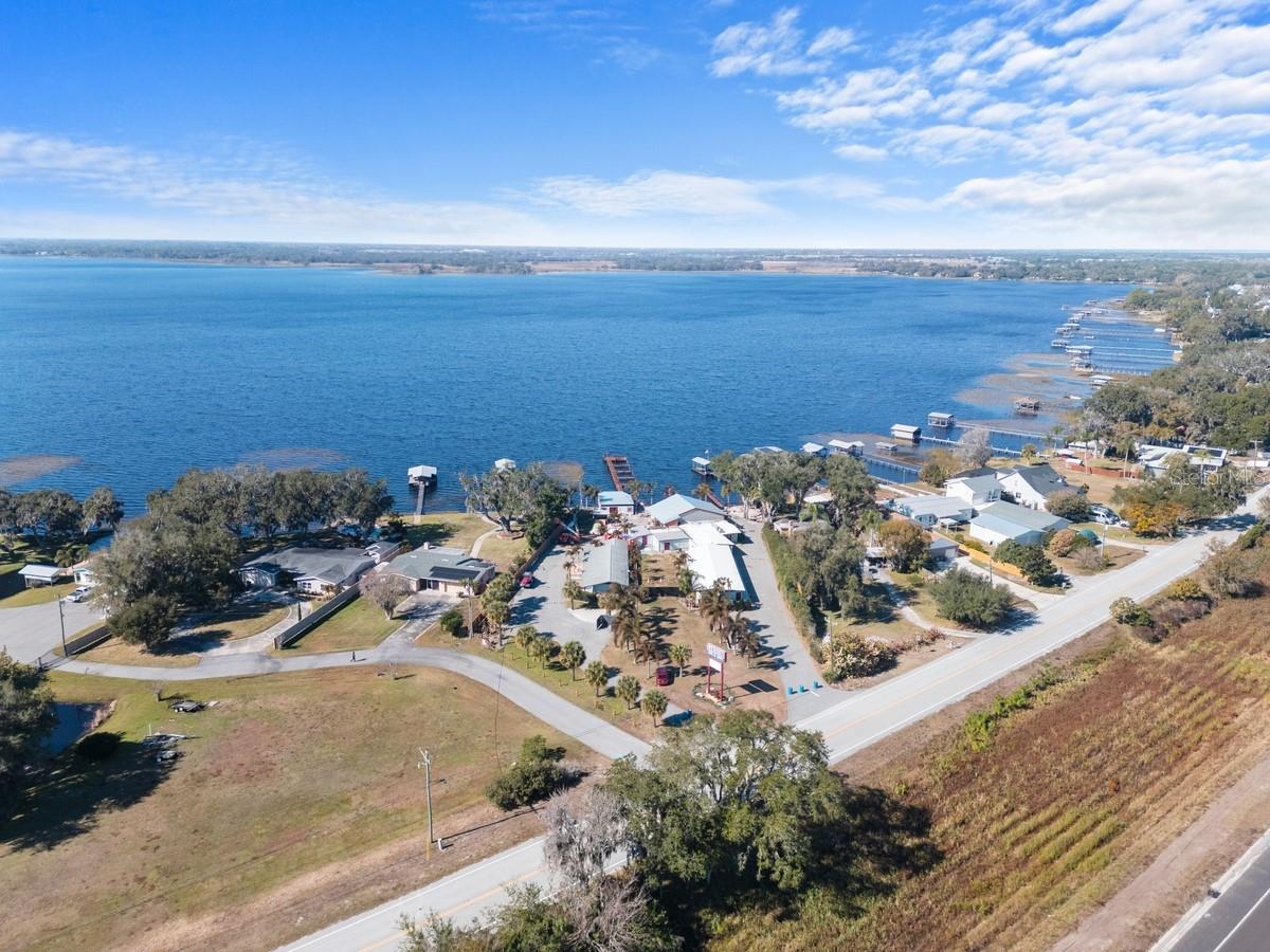 LAKE HAVEN - Commercial Sale