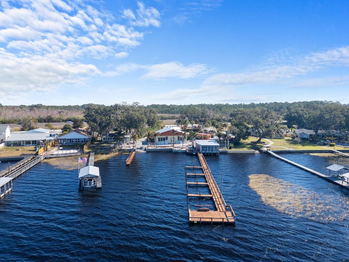 LAKE HAVEN - Commercial Sale