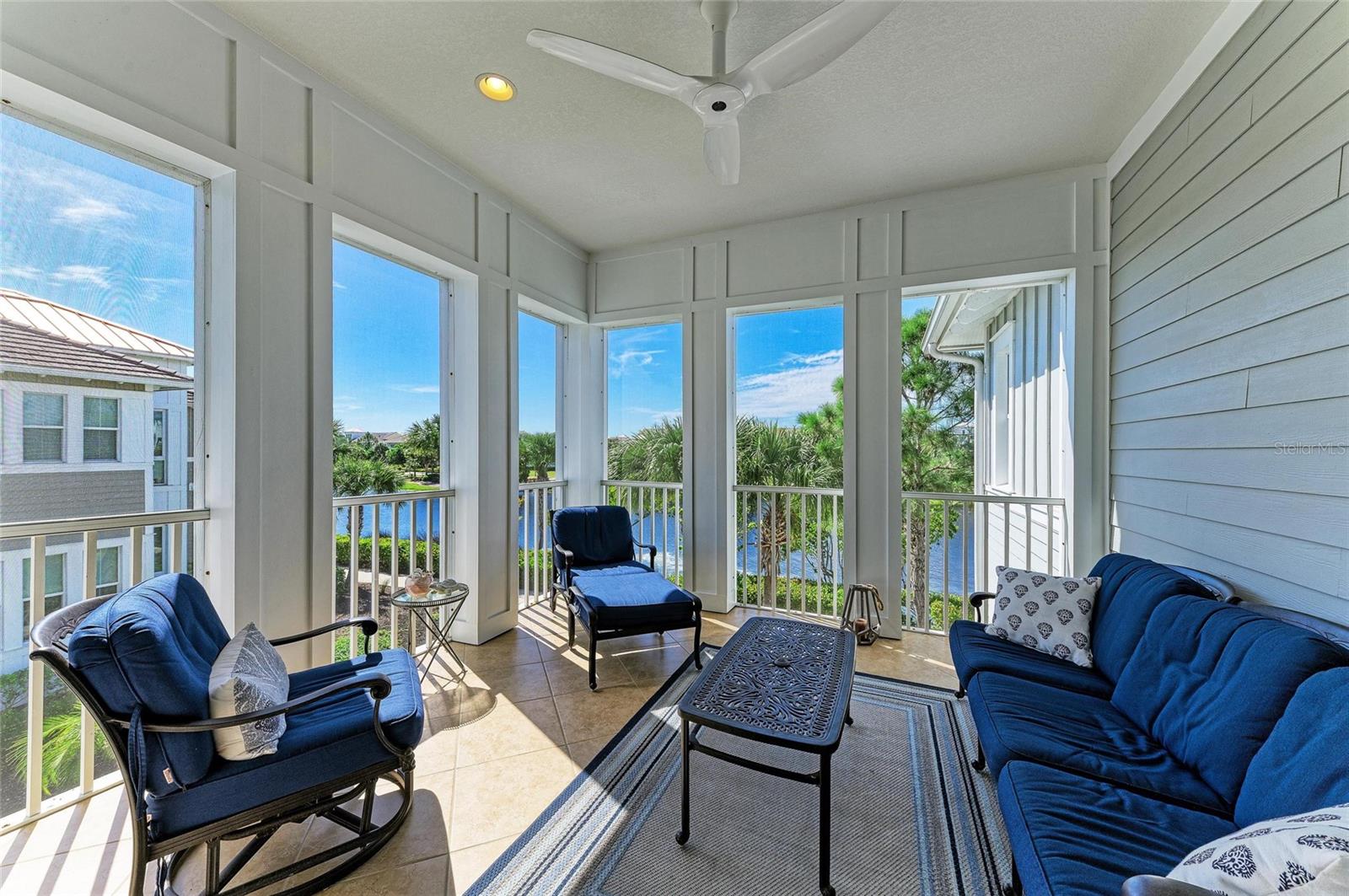 MANGROVE WALK ON HARBOUR ISLE - Residential
