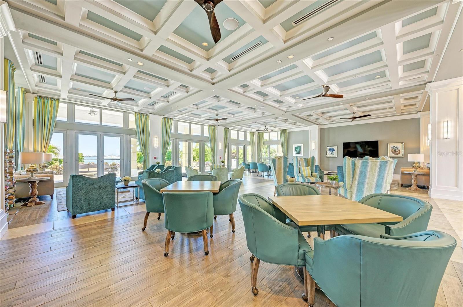 MANGROVE WALK ON HARBOUR ISLE - Residential