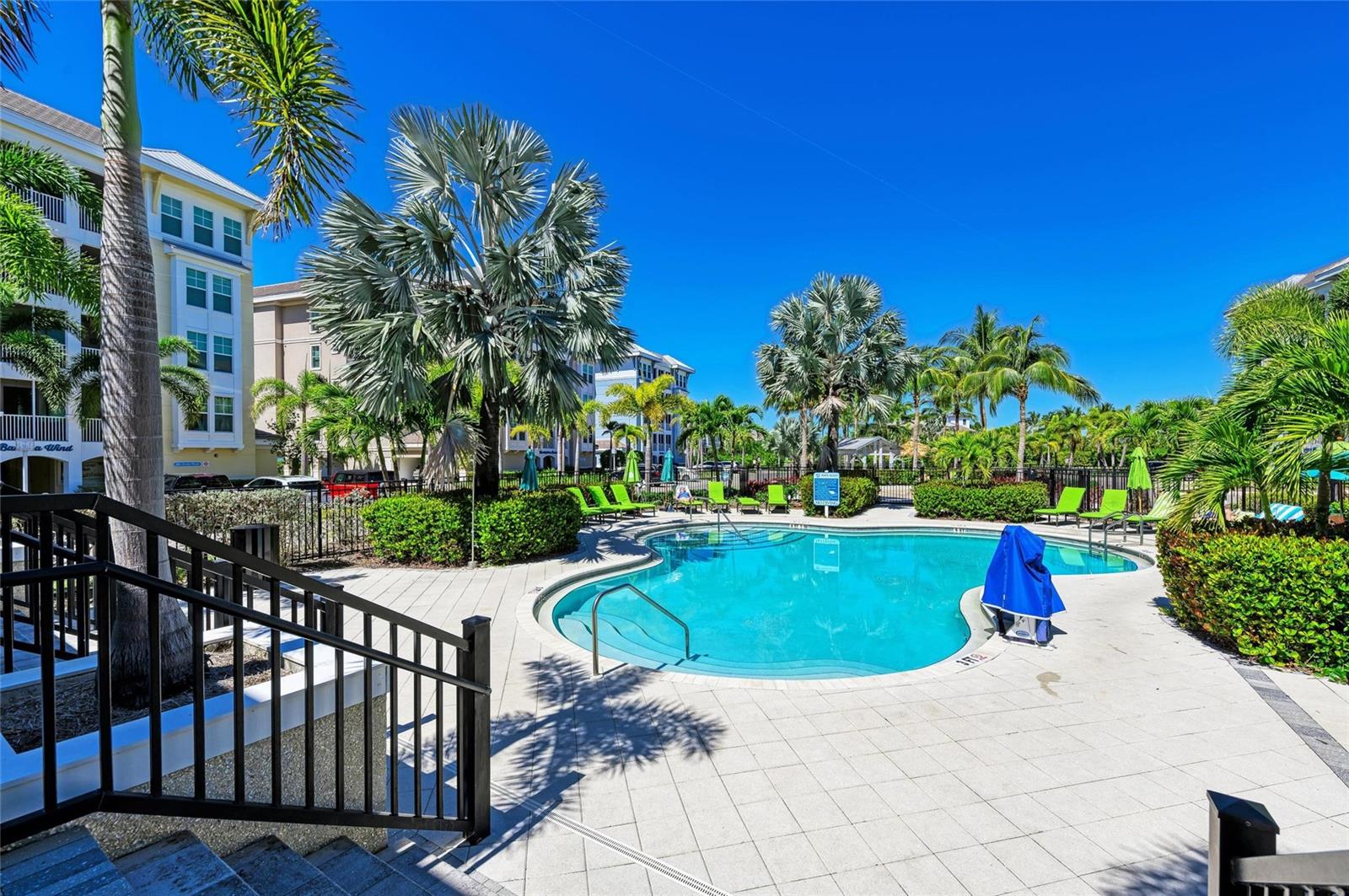 MANGROVE WALK ON HARBOUR ISLE - Residential