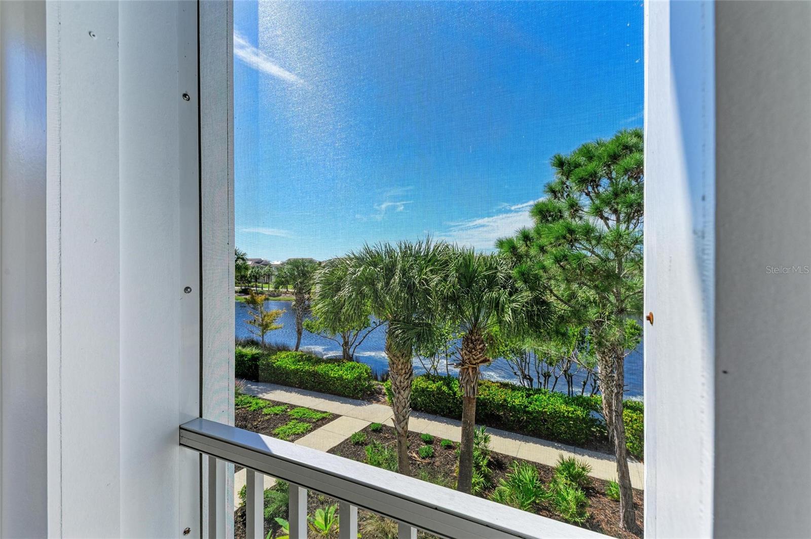 MANGROVE WALK ON HARBOUR ISLE - Residential