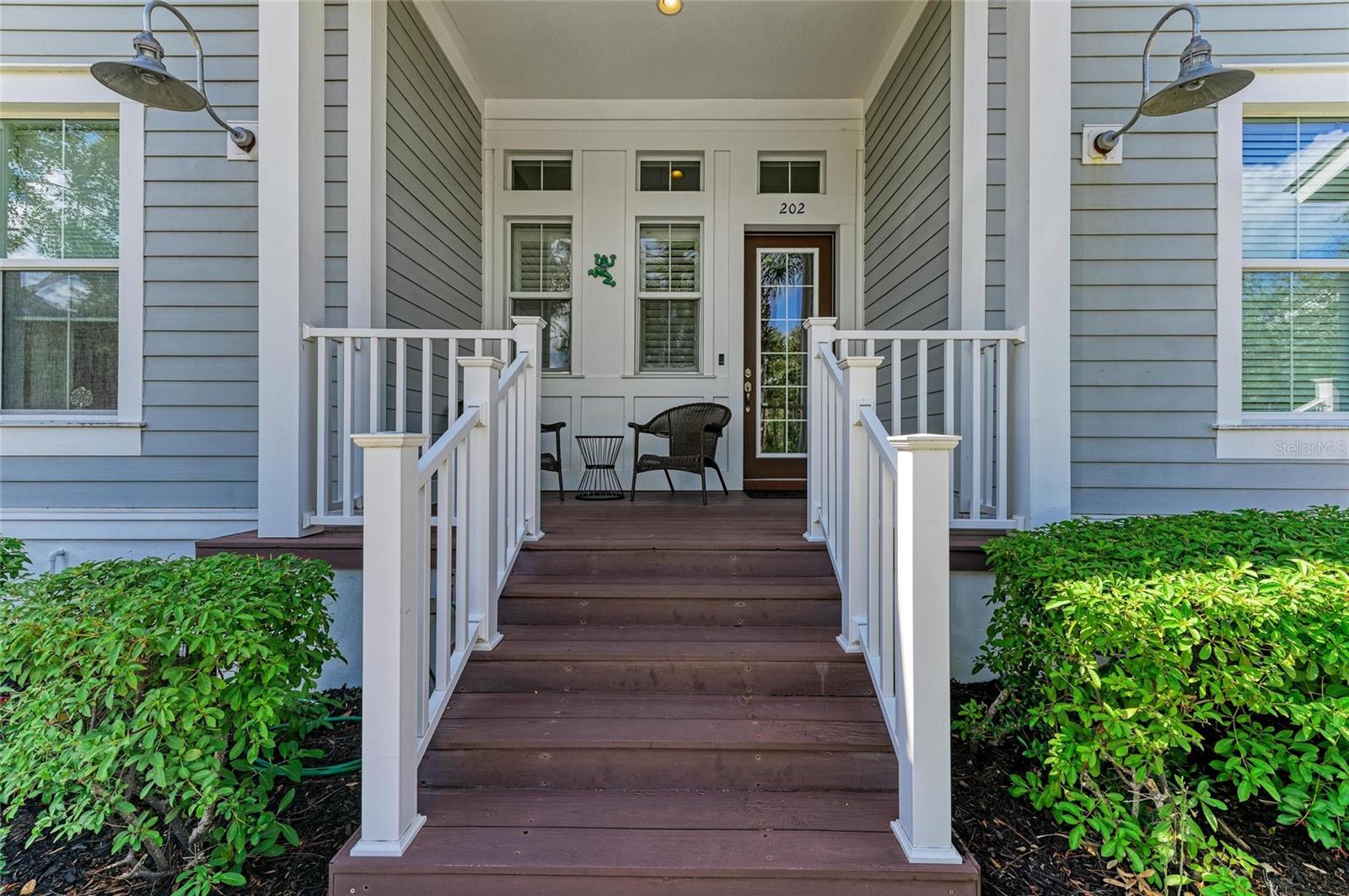 MANGROVE WALK ON HARBOUR ISLE - Residential