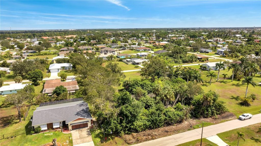 Photo of 2720 Poinciana Court, Punta Gorda, FL 33950 (MLS # S5092407)