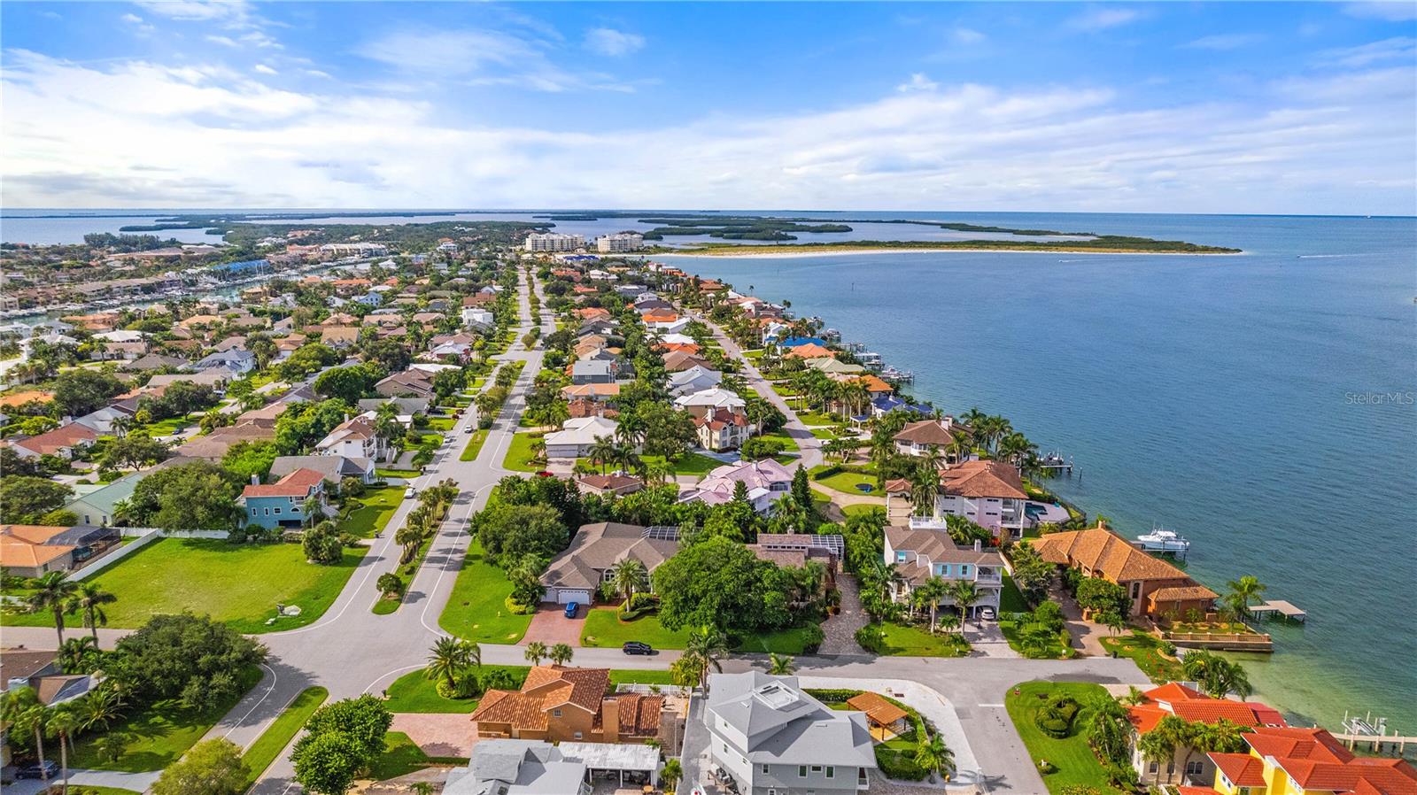 TIERRA VERDE UNIT 1 4TH REP - Residential