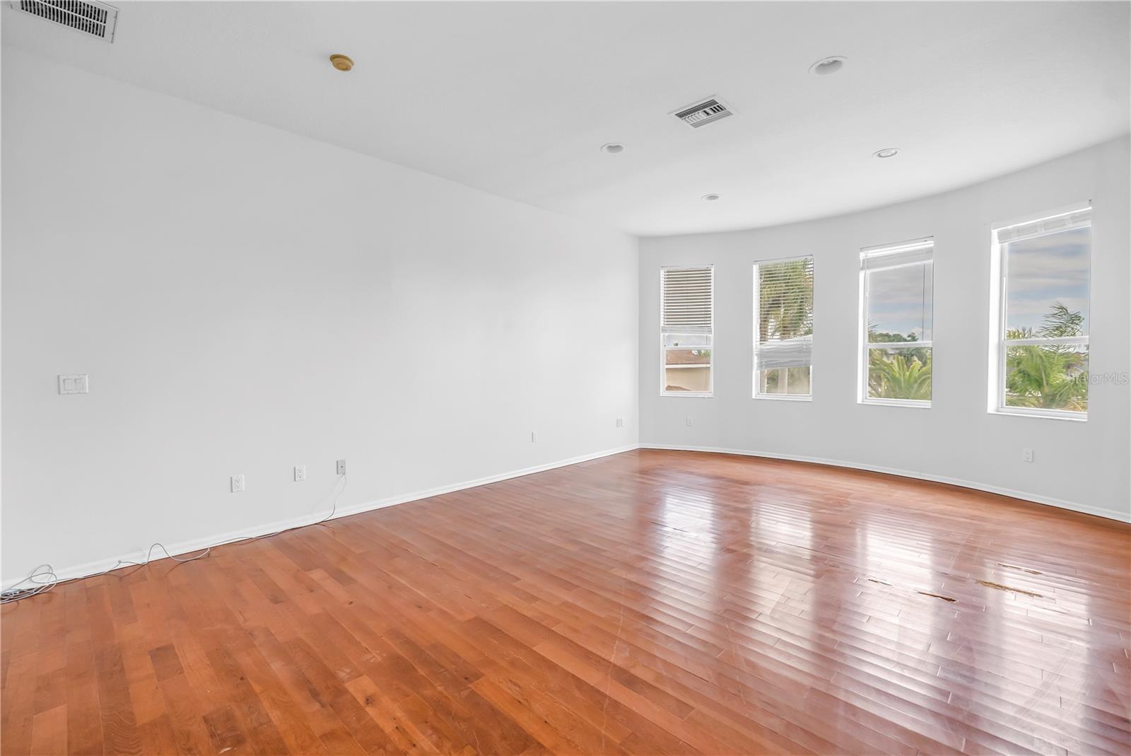 TIERRA VERDE UNIT 1 4TH REP - Residential