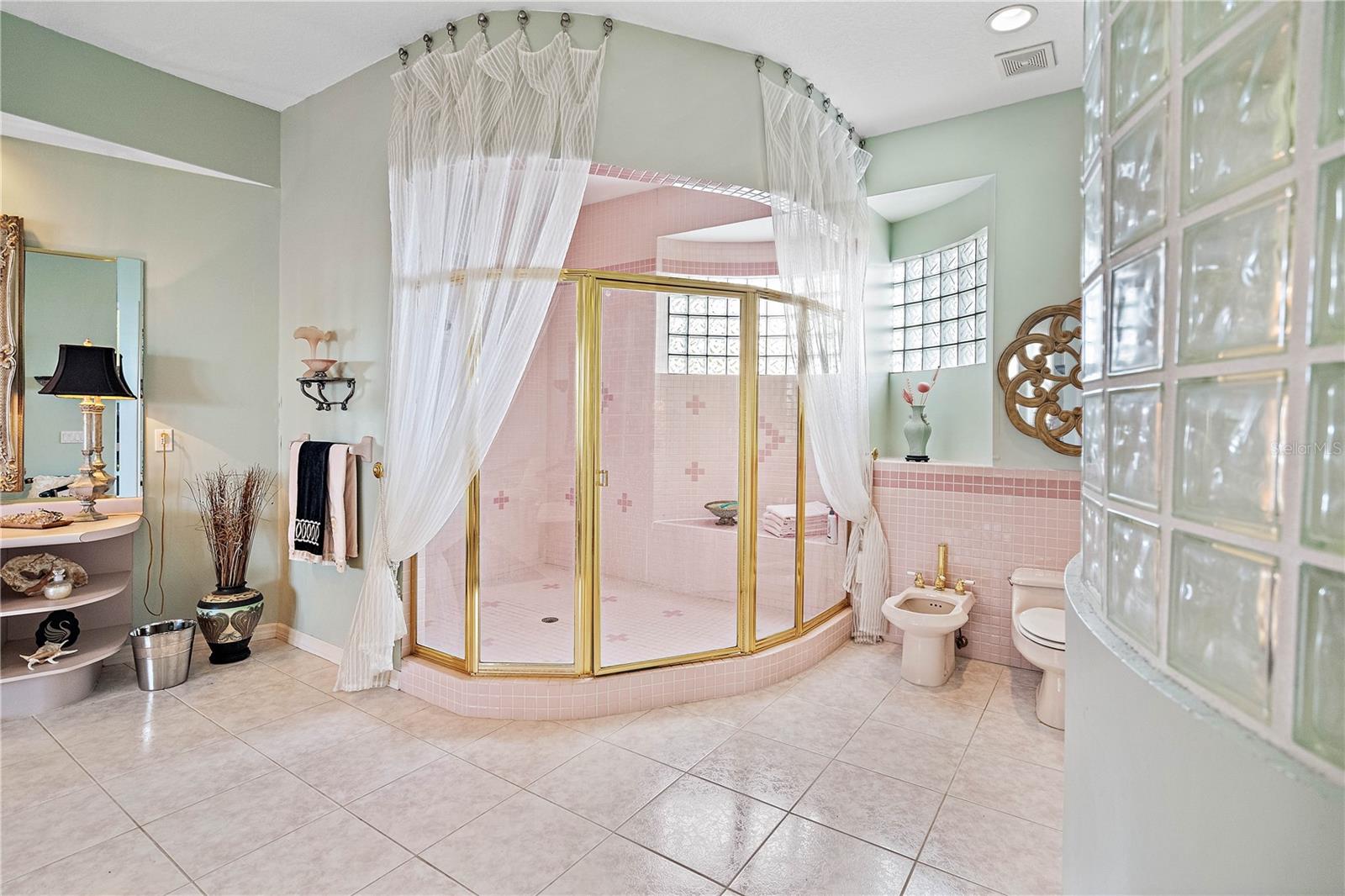 TIERRA VERDE UNIT 1 4TH REP - Residential