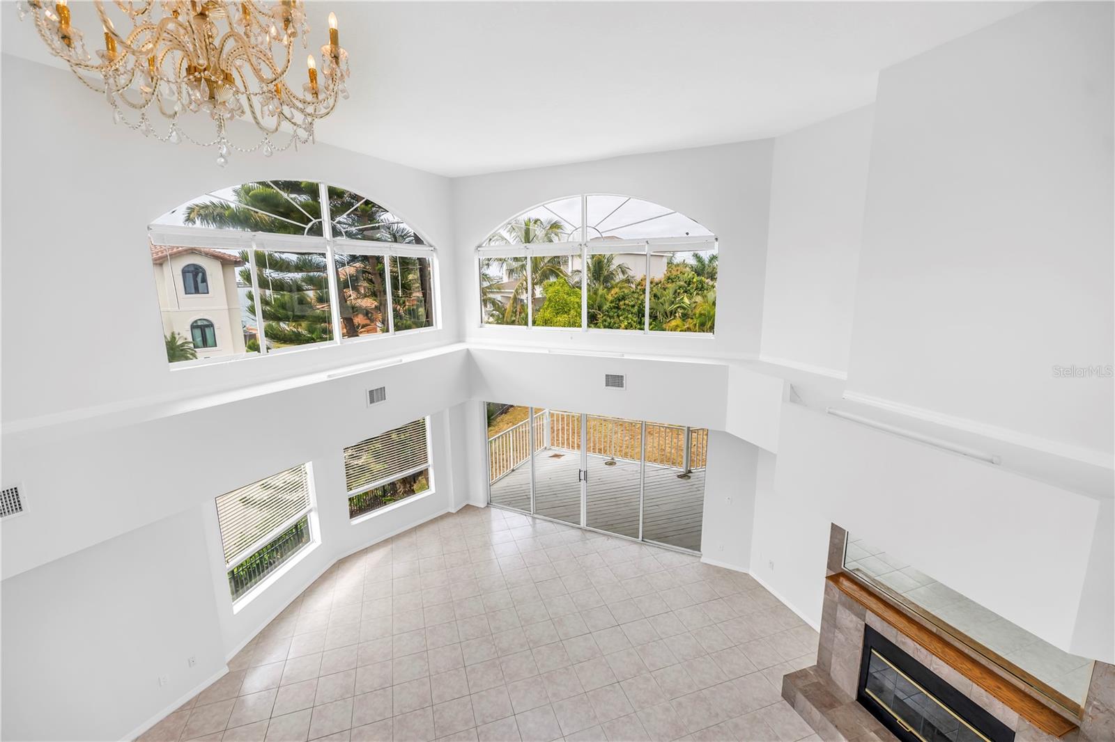 TIERRA VERDE UNIT 1 4TH REP - Residential