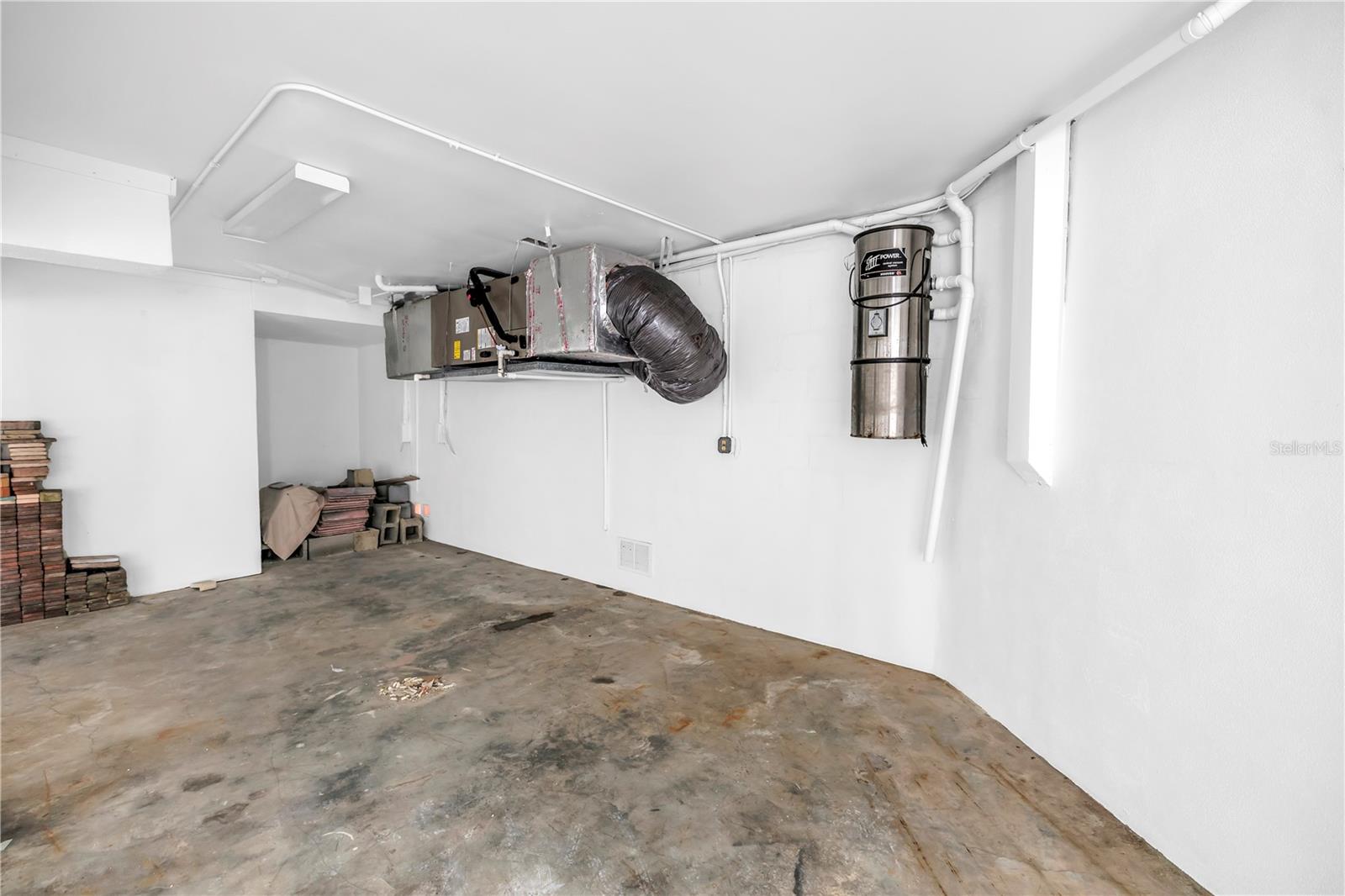 TIERRA VERDE UNIT 1 4TH REP - Residential