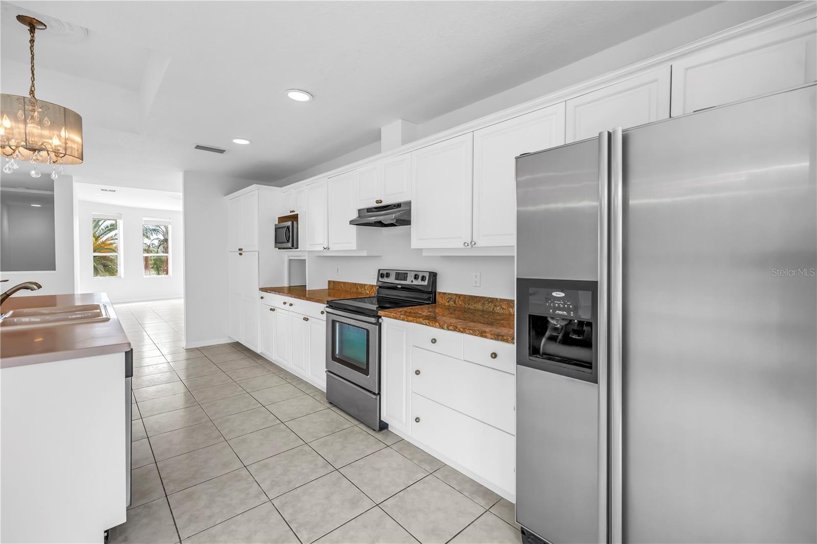 TIERRA VERDE UNIT 1 4TH REP - Residential