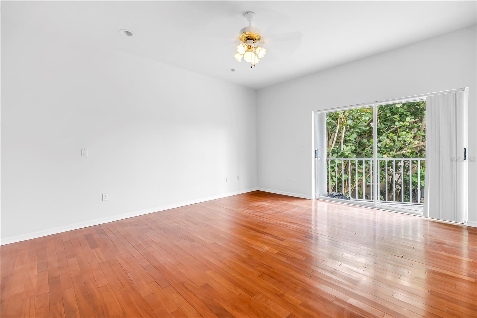 TIERRA VERDE UNIT 1 4TH REP - Residential