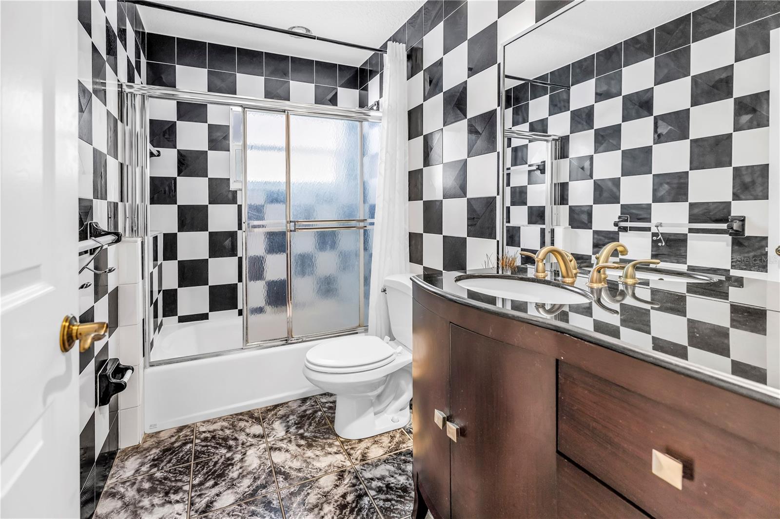 TIERRA VERDE UNIT 1 4TH REP - Residential