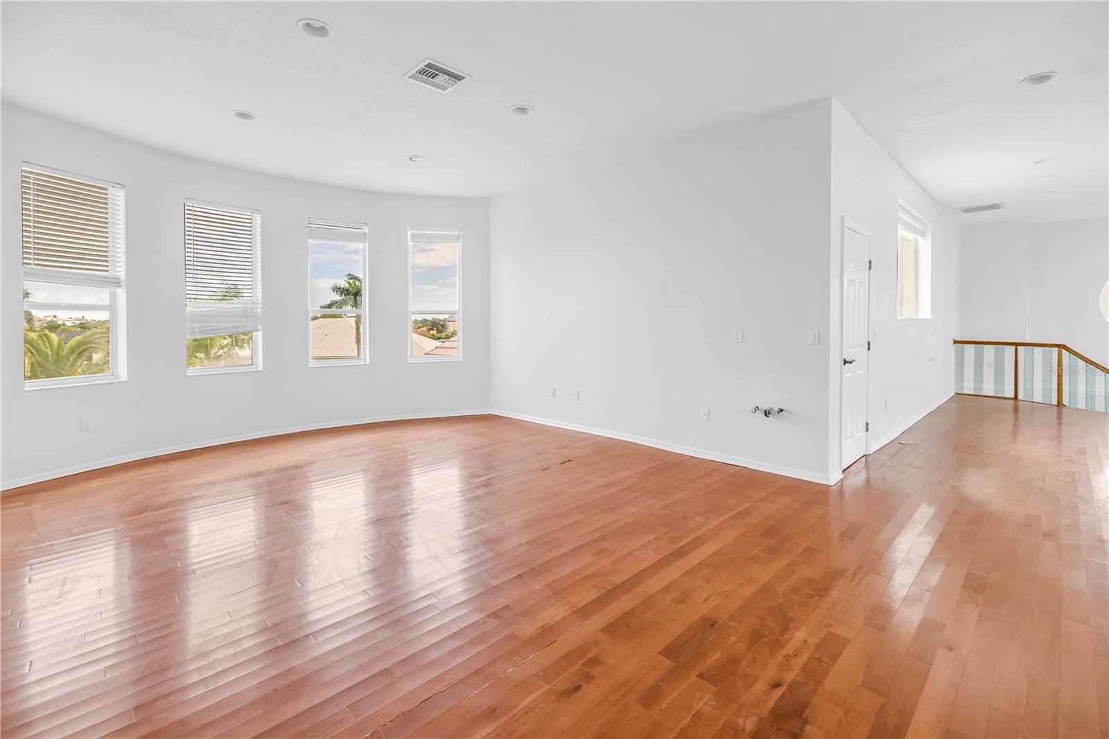 TIERRA VERDE UNIT 1 4TH REP - Residential