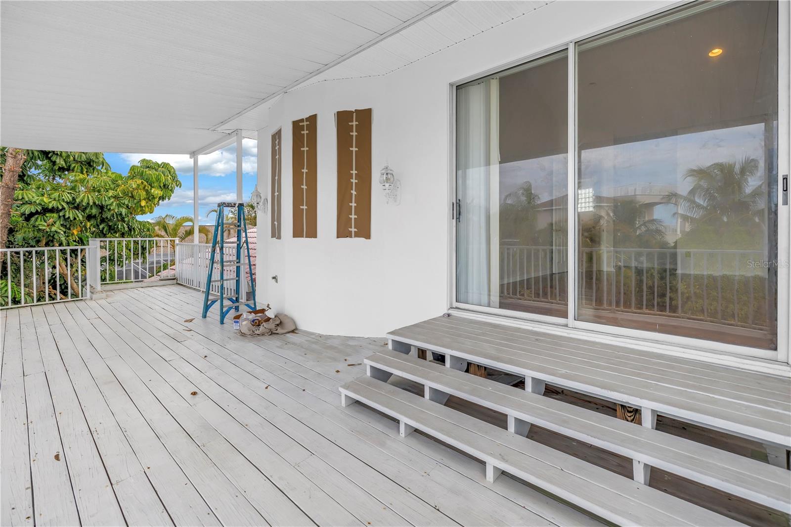 TIERRA VERDE UNIT 1 4TH REP - Residential