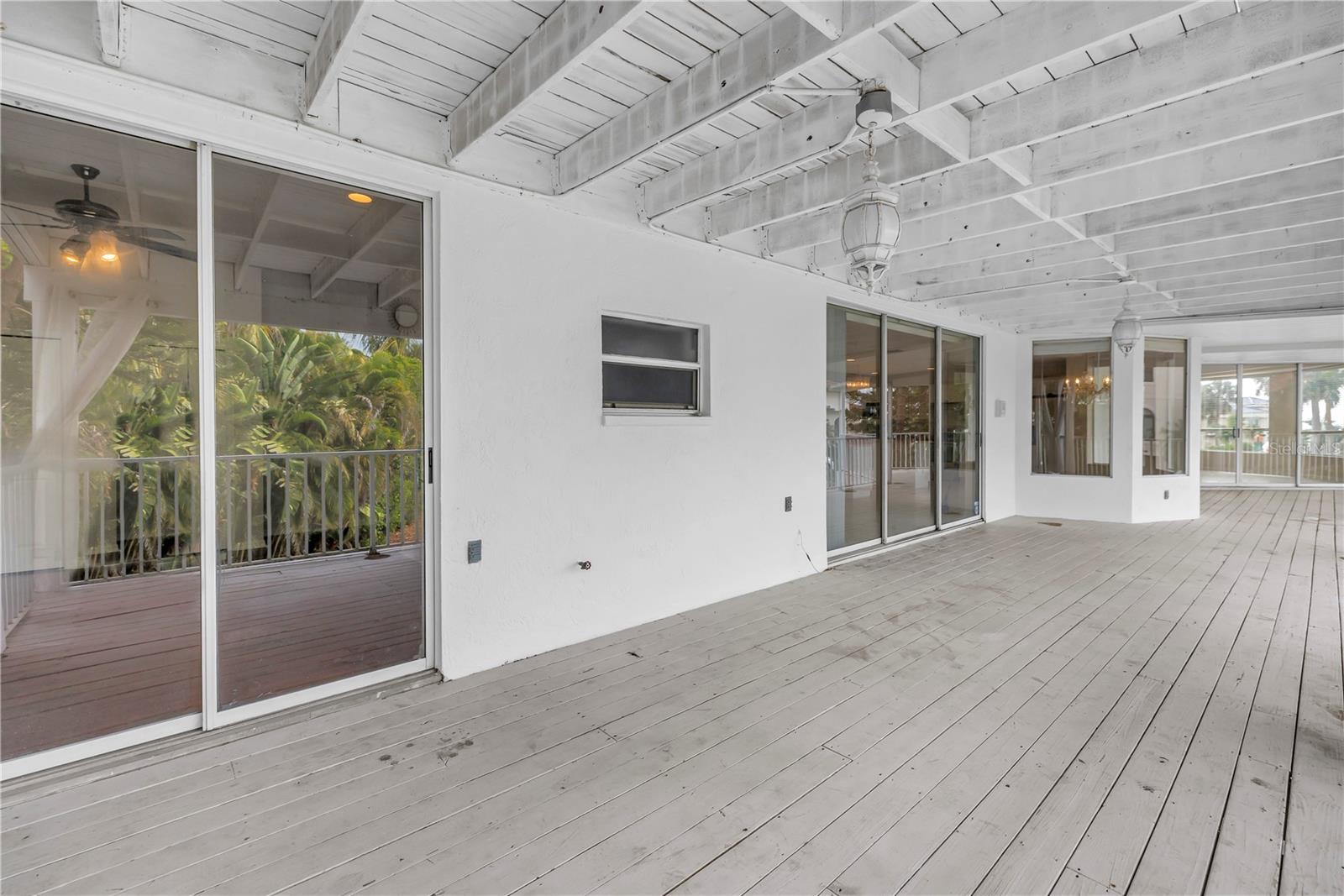 TIERRA VERDE UNIT 1 4TH REP - Residential