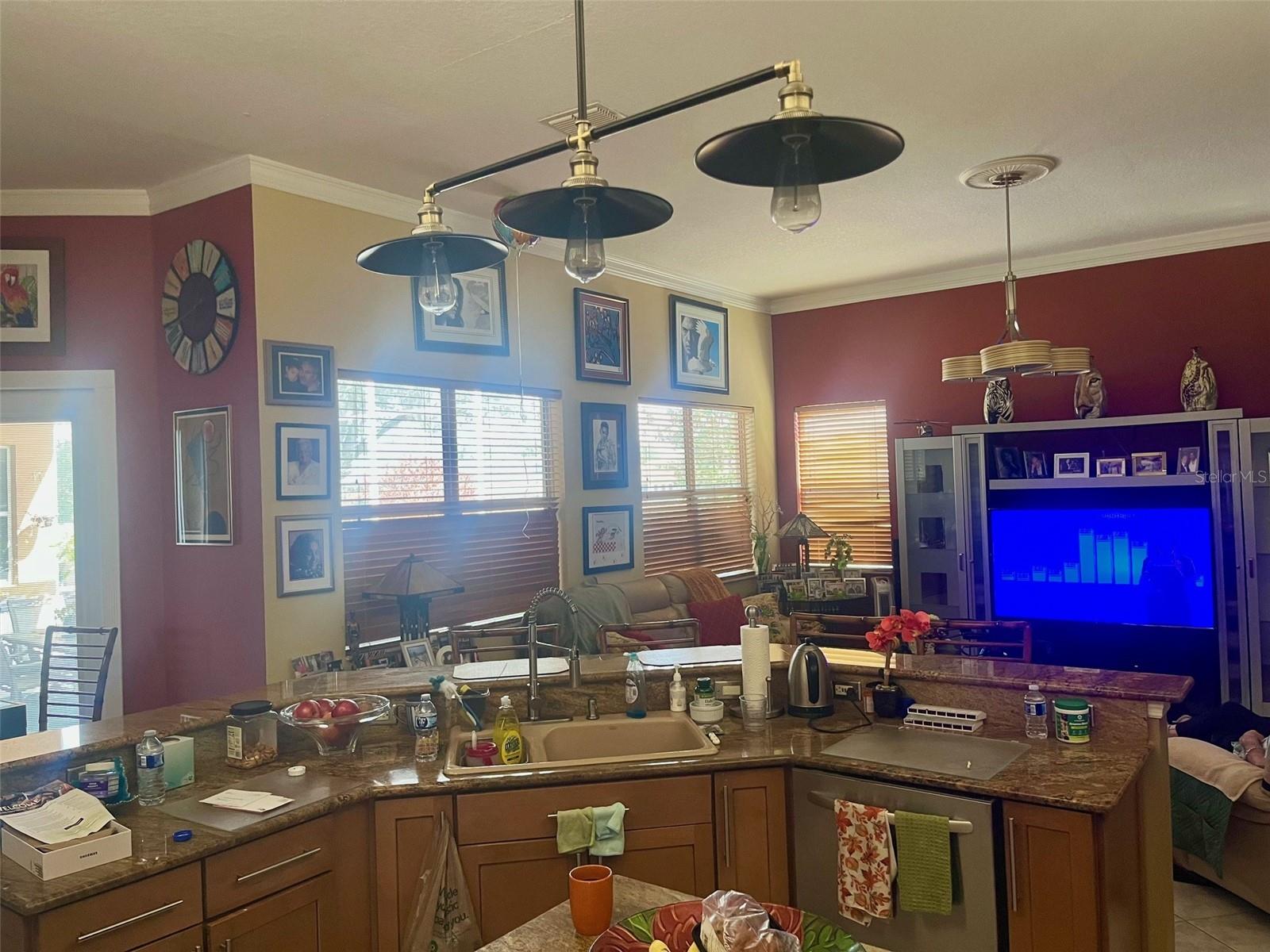 CASCADES OF GROVELAND (TRILOGY) - Residential