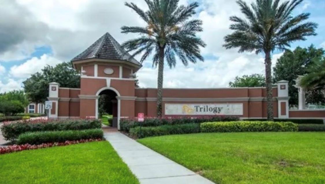 CASCADES OF GROVELAND (TRILOGY) - Residential