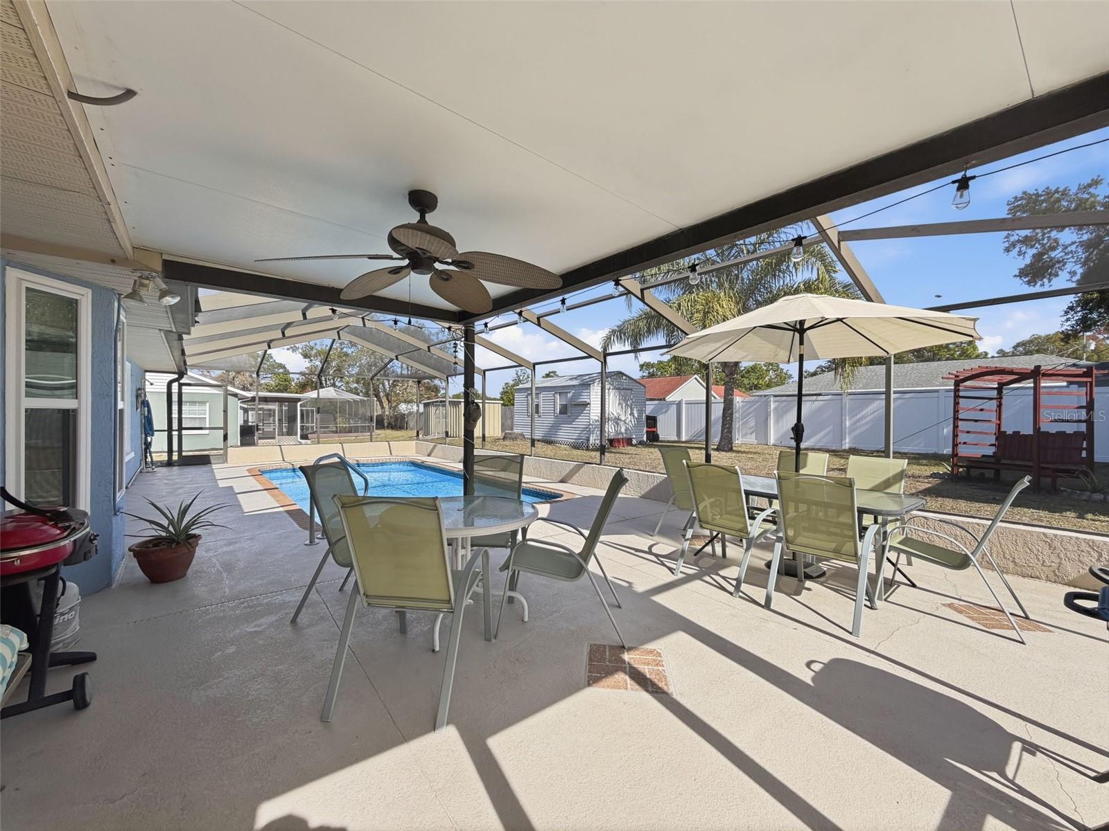 SPRING HILL - Residential