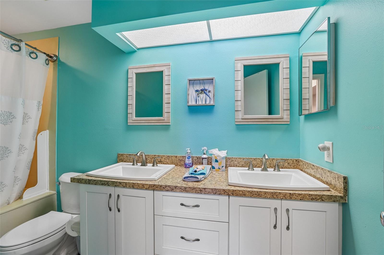 VISTA VERDE UNIT II - Residential