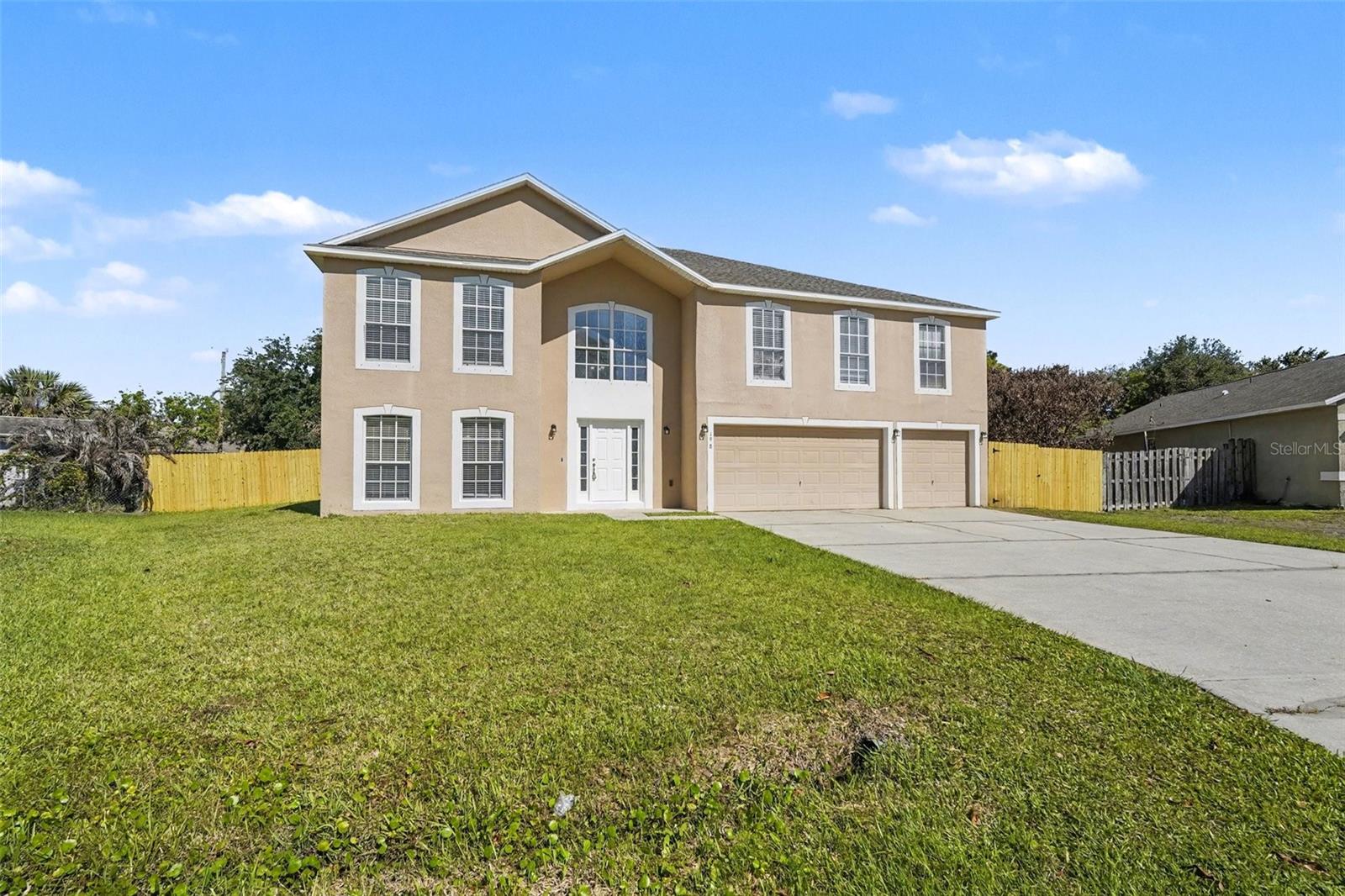 198 NAFTAL AVENUE NW