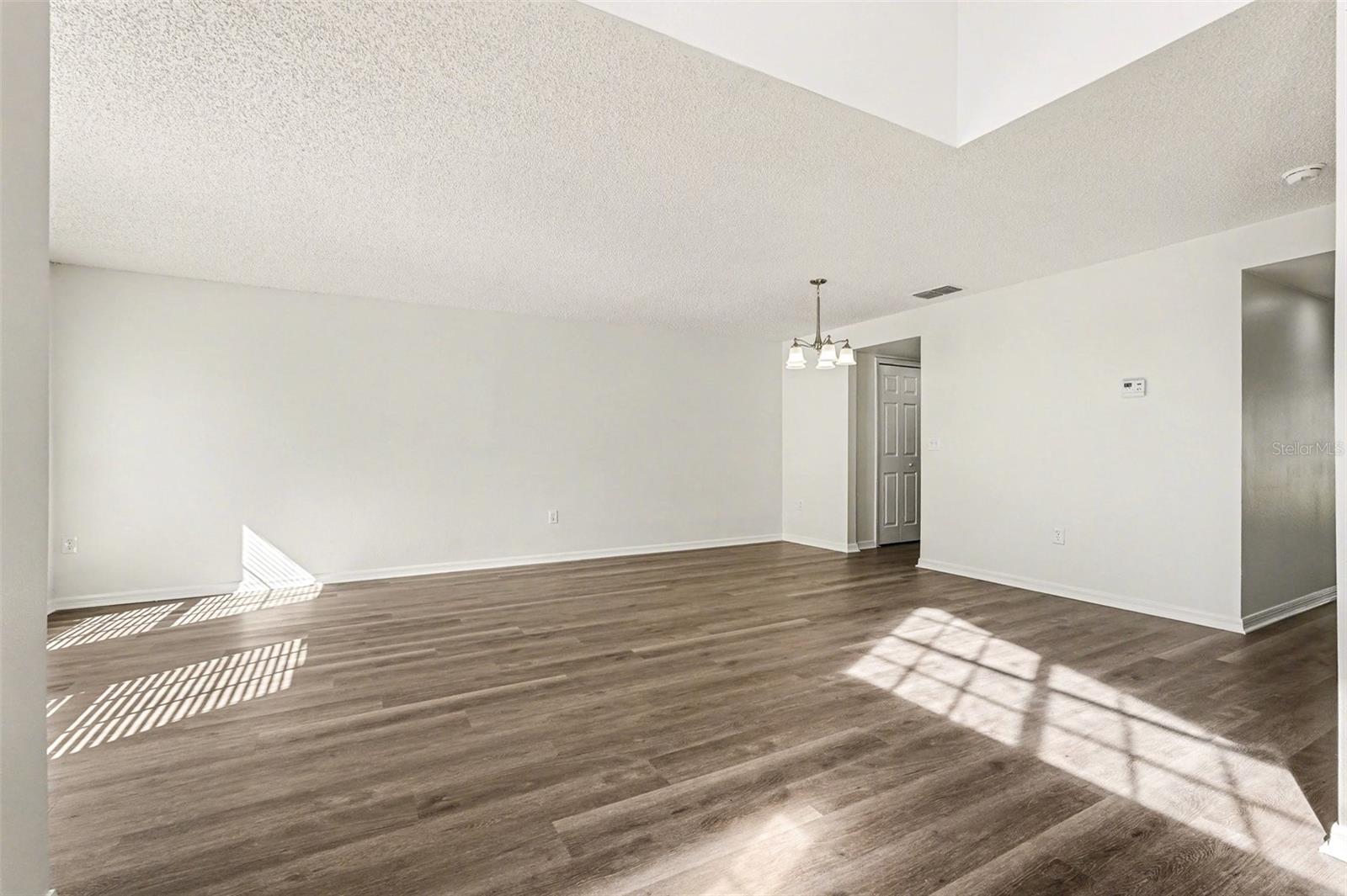 198 NAFTAL AVENUE NW