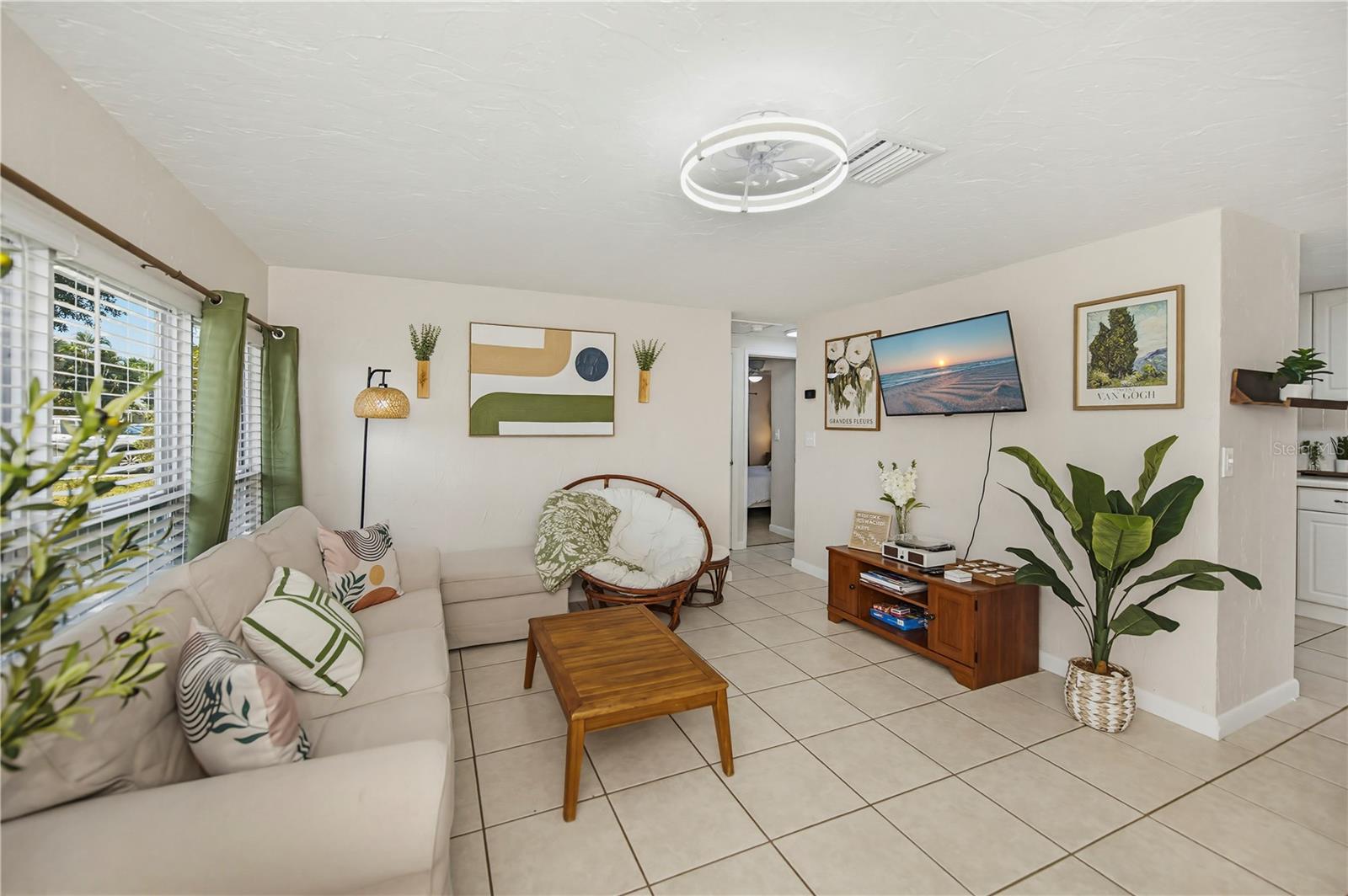 SOUTH VENICE - Residential