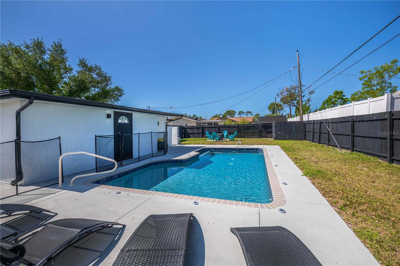 SOUTH VENICE - Residential