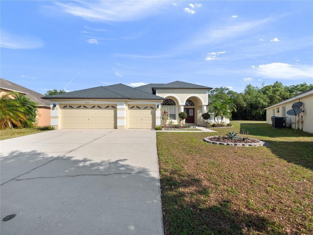 Photo of 4633 Huron Bay Circle, Kissimmee, FL 34759 (MLS # S5136752)