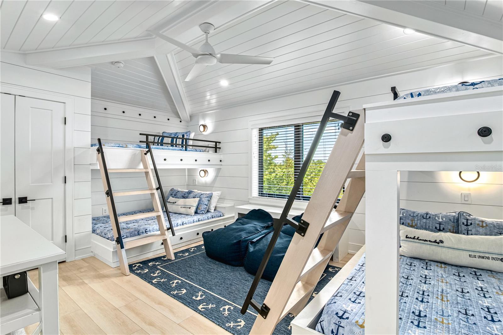 LIDO BEACH DIV B RESUB - Residential