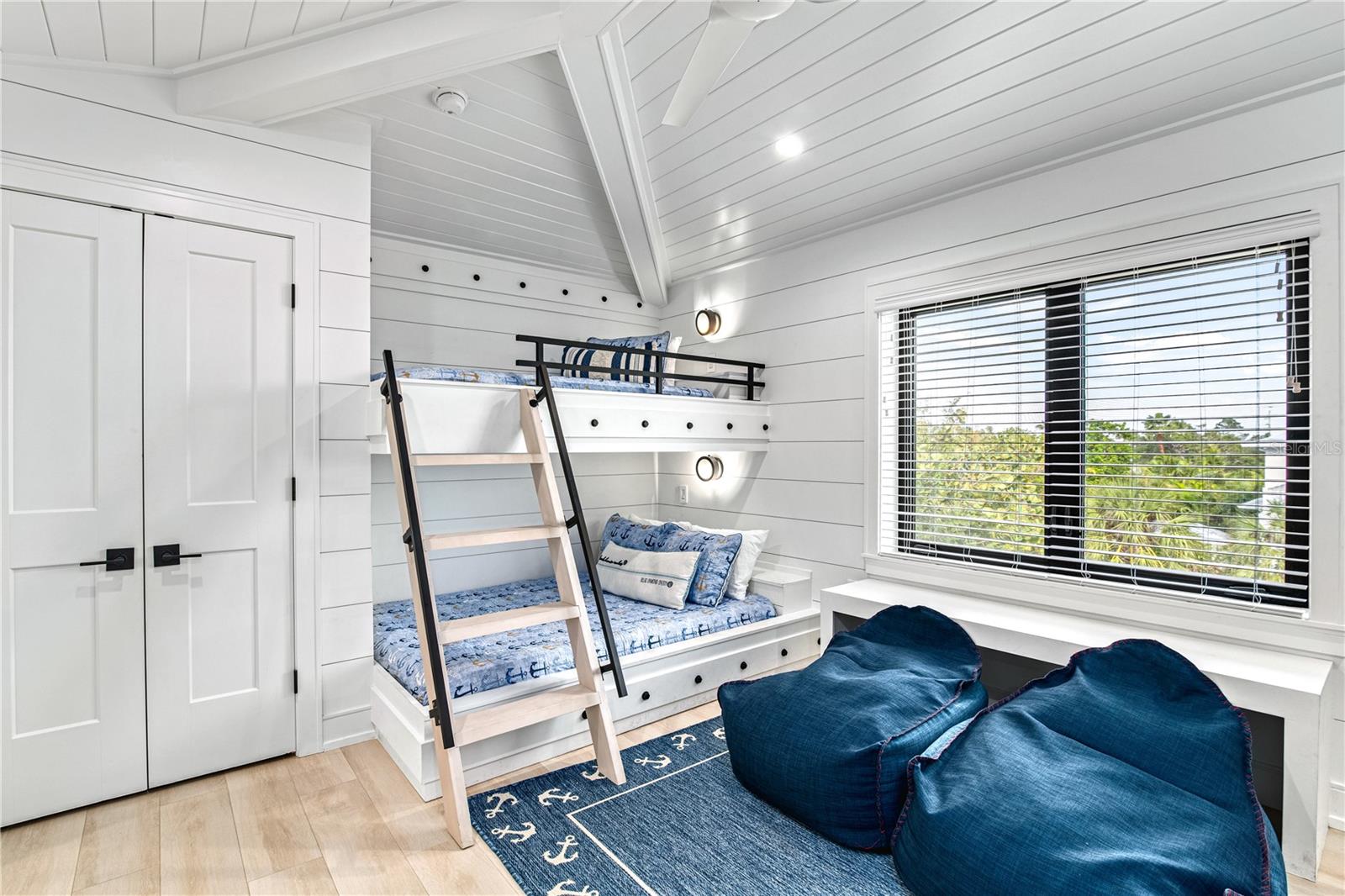 LIDO BEACH DIV B RESUB - Residential