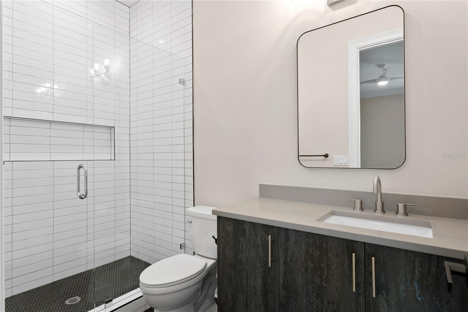 AZEELE PARK - Residential