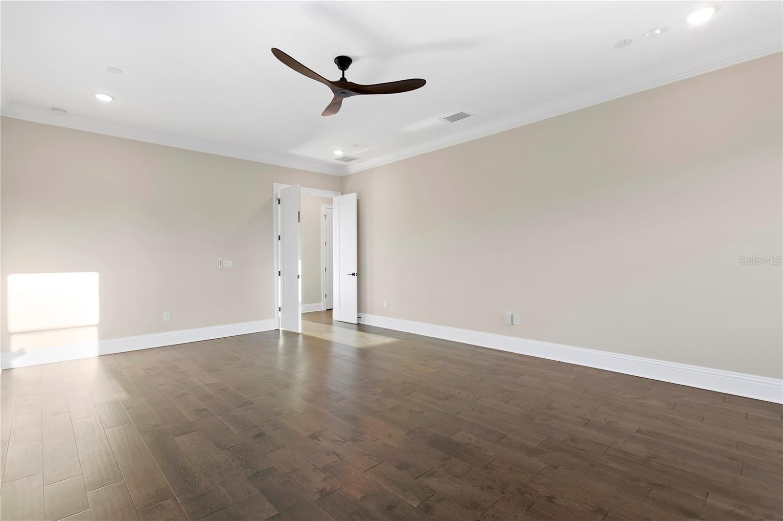 AZEELE PARK - Residential