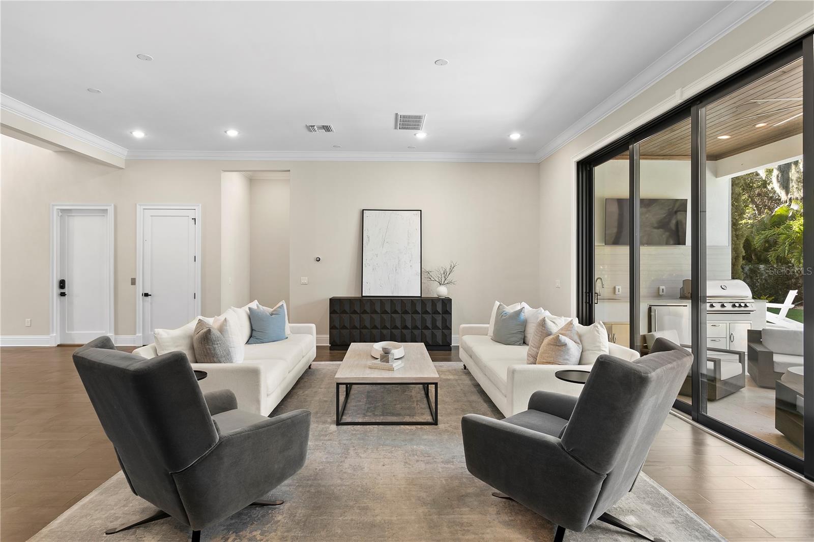 AZEELE PARK - Residential