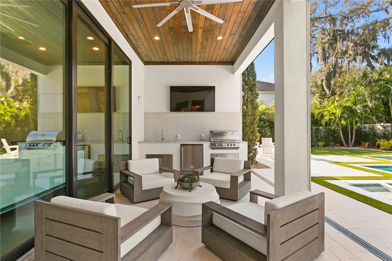 AZEELE PARK - Residential