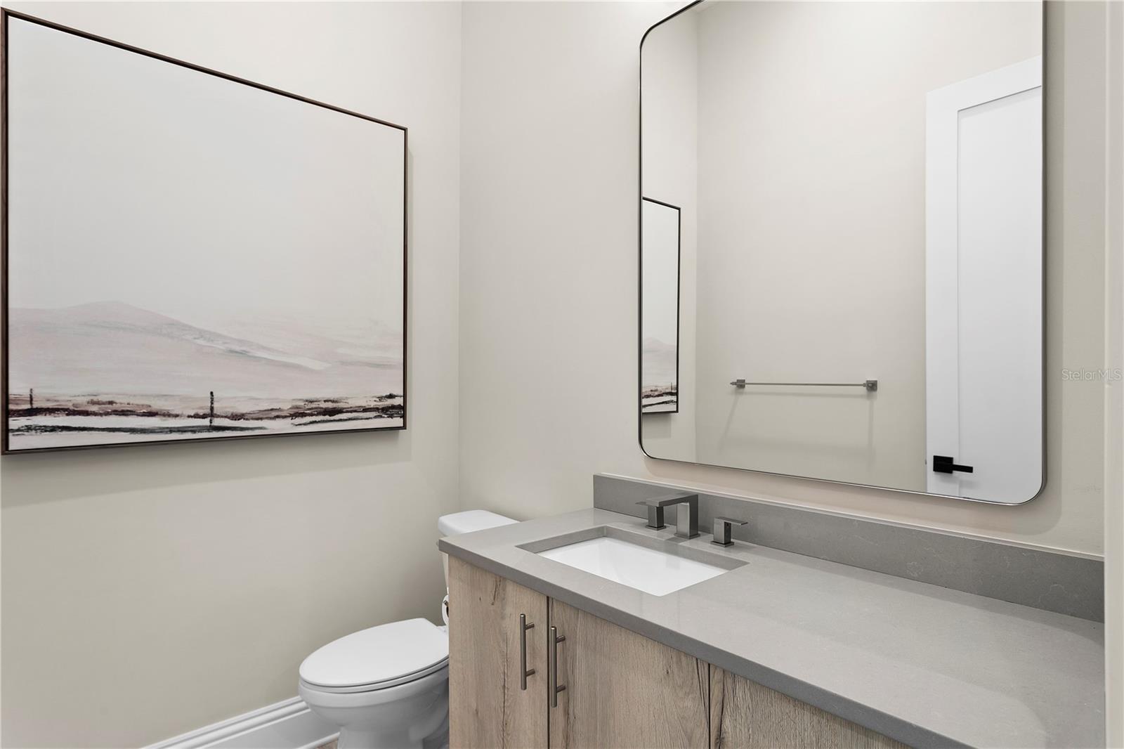 AZEELE PARK - Residential