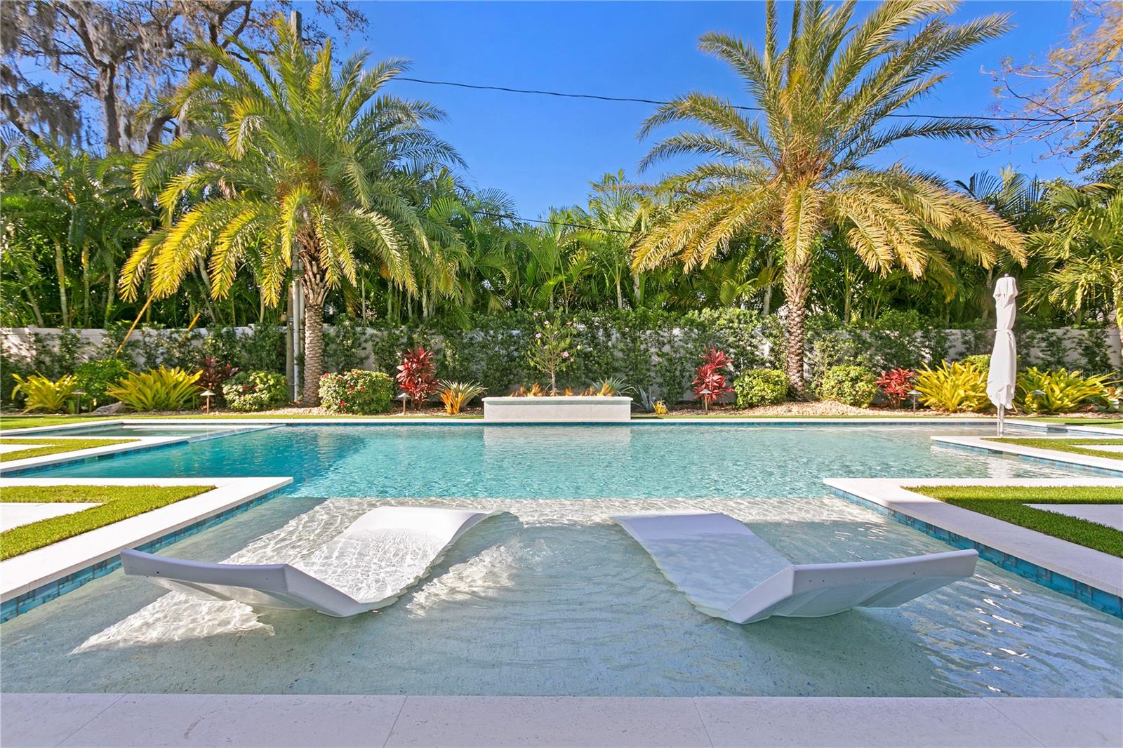 AZEELE PARK - Residential